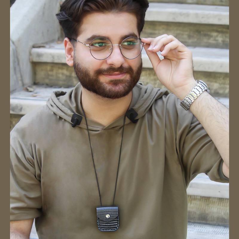 گردنبند مدل کیف چرم باکوت