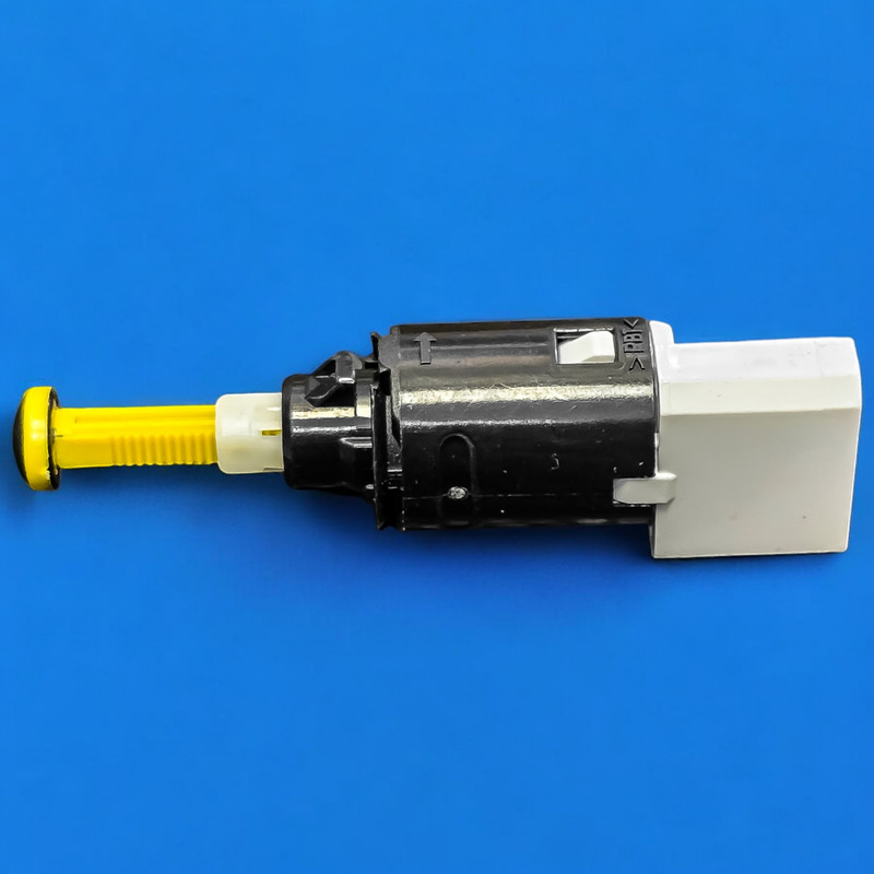 فشنگی استپ ترمز مدل 4 فیش کد VPRT مناسب برای دنا