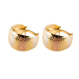گوشواره طلا 18عیار گالری طلاباران مدل حلقه ای 010
