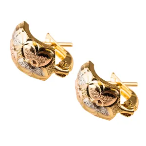 گوشواره طلا 18عیار گالری طلاباران مدل چسبی پروانه