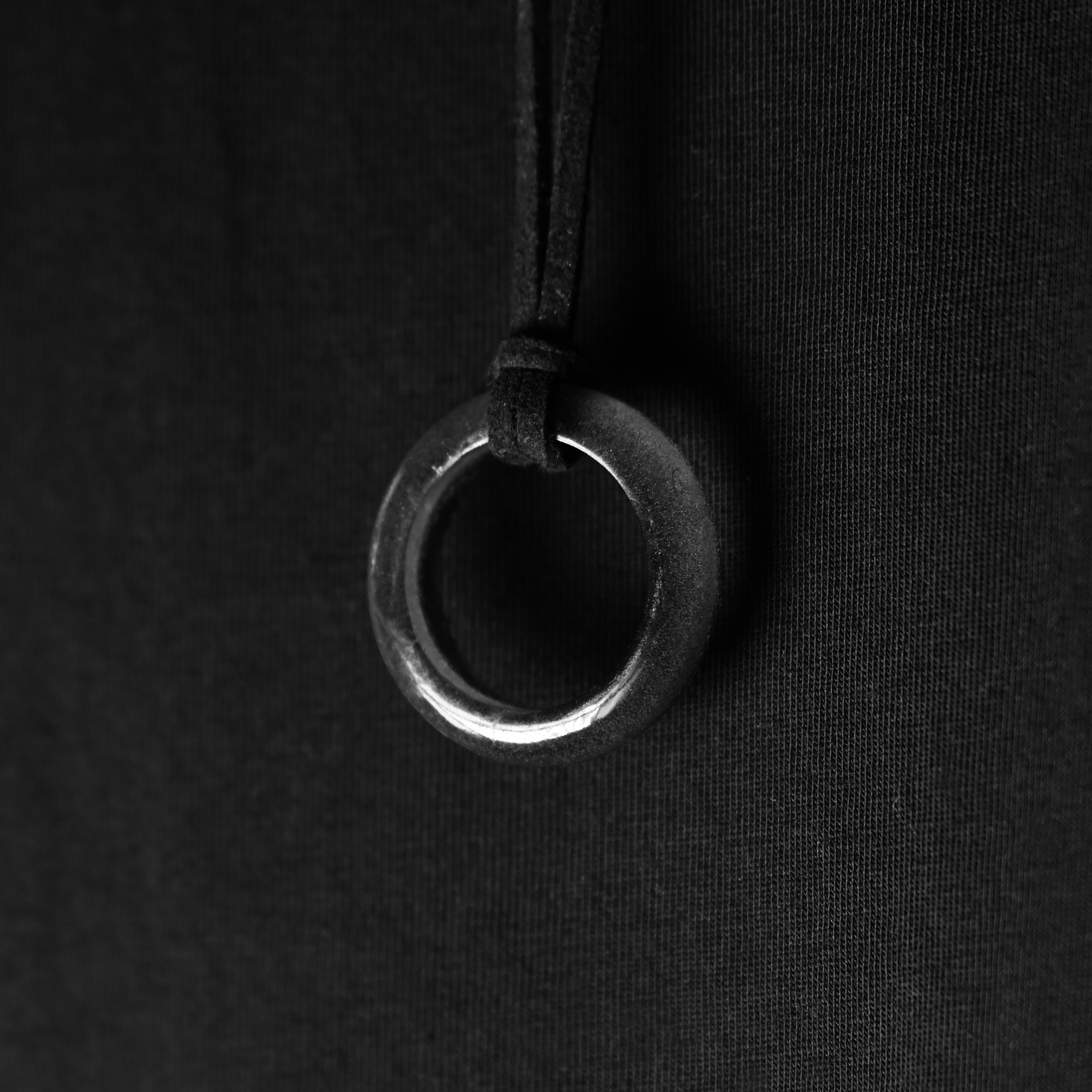 گردنبند مدل رزین شبتاب PRG_1006