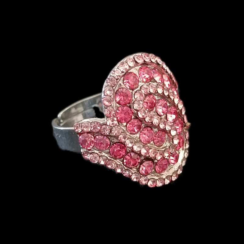 انگشتر زنانه مدل عروسکی نگین دار