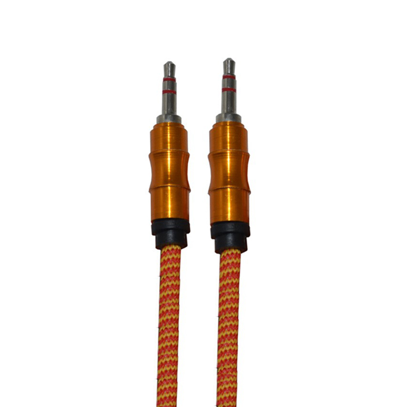 کابل AUX ترکا مدل AX-101 طول 1.5 متر