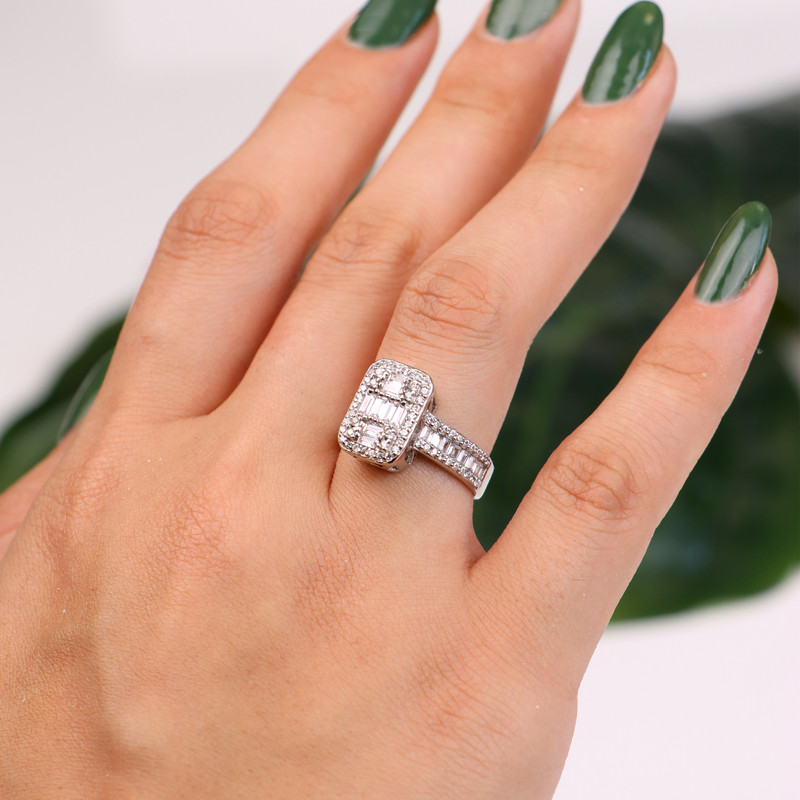 انگشتر نقره امرالدکات زنانه جی تی ای مدل G_201