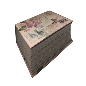 جعبه کادویی مدل کتابی طرح تمبرهای فانتزی و گل سایز بزرگ