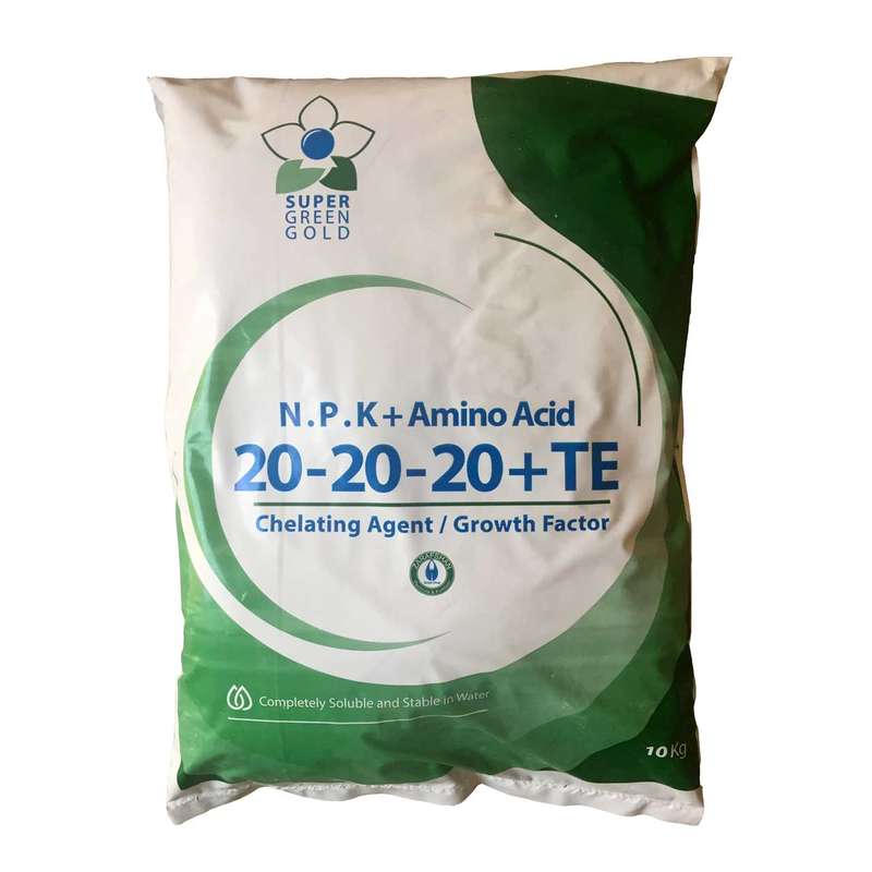 کود کامل پودری گرین گلد مدل NPK 20-20-20+TE وزن 10 کیلوگرم