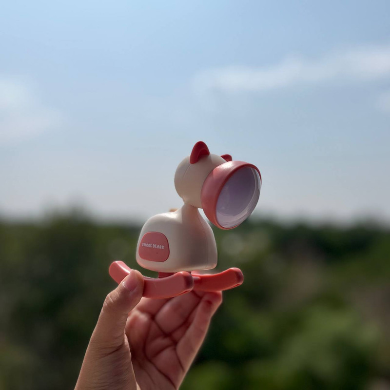 چراغ مطالعه شارژی مدل اسب گهواره ای