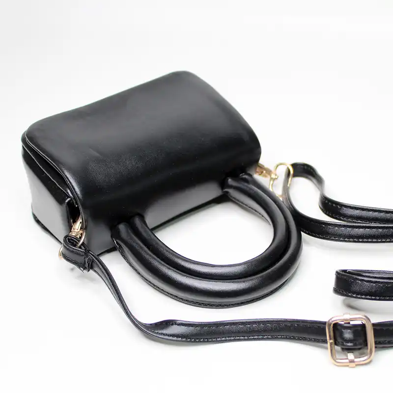 کیف دوشی زنانه مدل 335