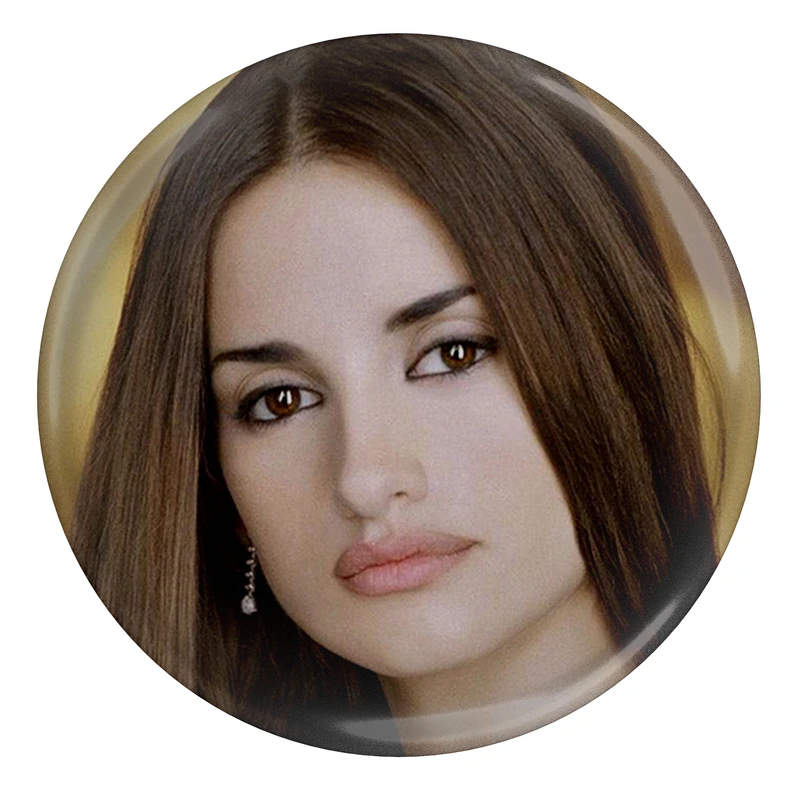 مگنت طرح بازیگر پنه لوپه کروز سانچز مدل S6821