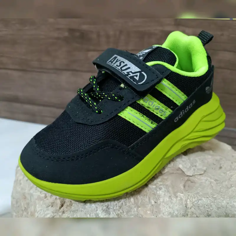 کفش مخصوص پیاده روی بچگانه مدل آیسو کد T.a.j رنگ فسفری