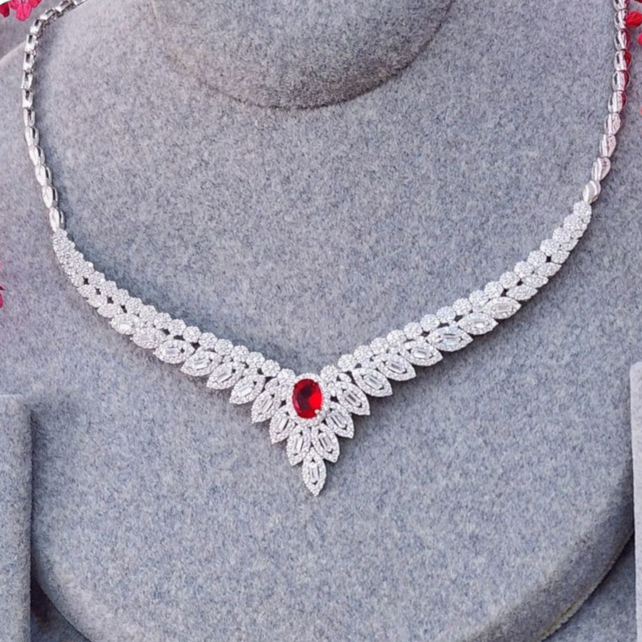 نیم ست نقره زنانه مدل  یاقوت برلیان -0187