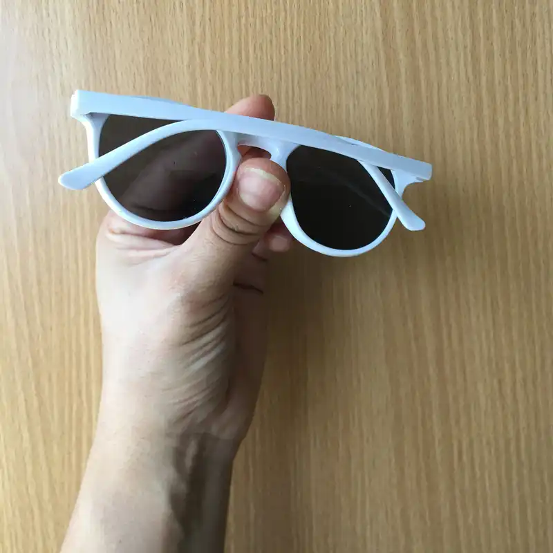 عینک آفتابی بچگانه مدل فانتزی کد W W 400