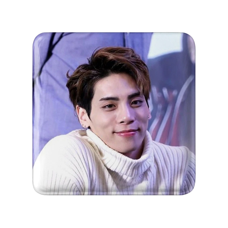 مگنت خندالو طرح جونگهیون گروه شاینی Shinee  مدل مربعی کد 21355