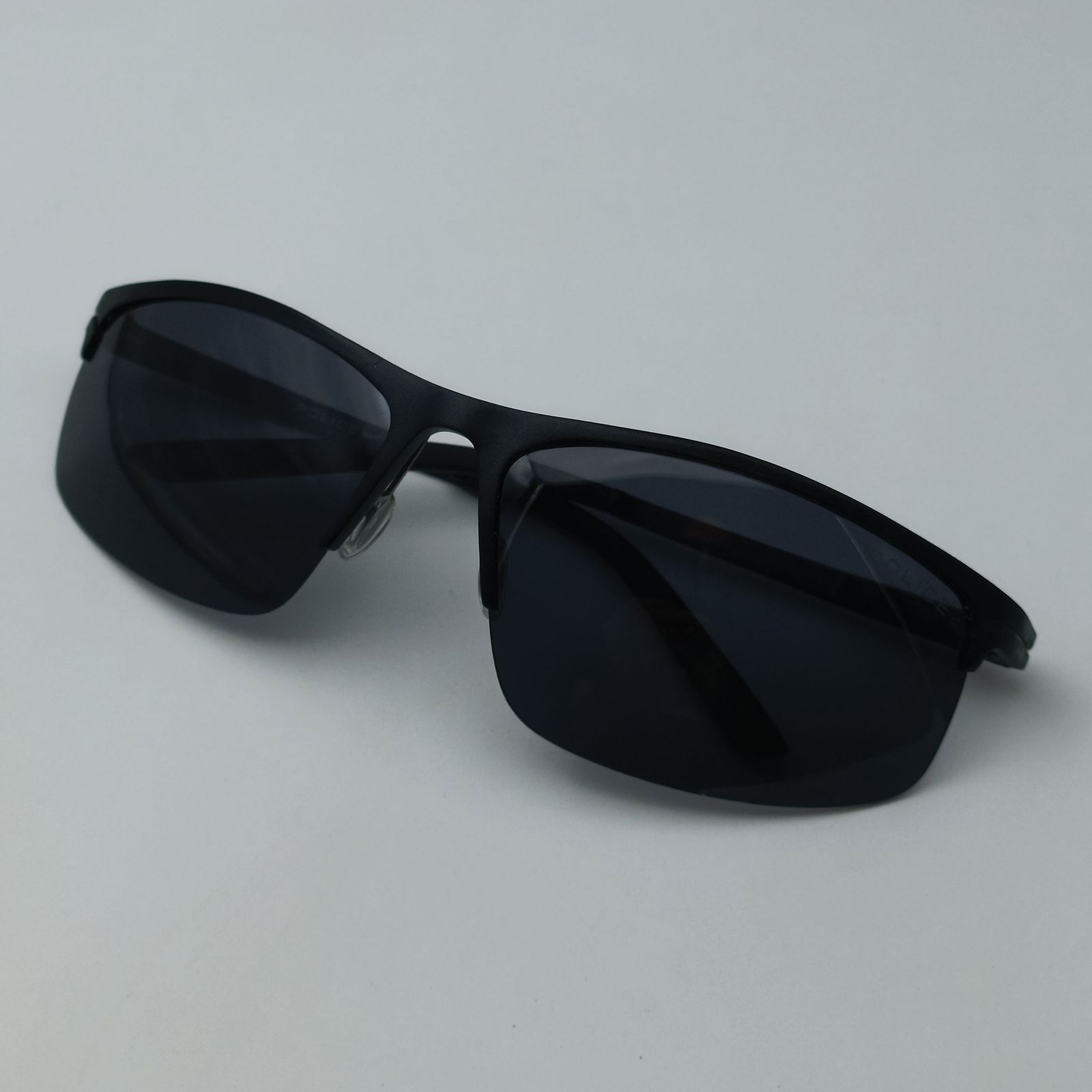 عینک آفتابی پلیس مدل PO13 -  - 8