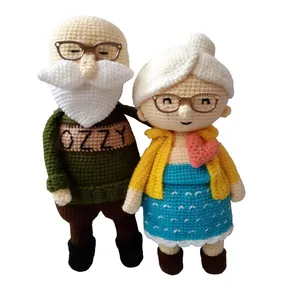 عروسک بافتنی مدل پیرزن وپیرمرد مجموعه دو عددی