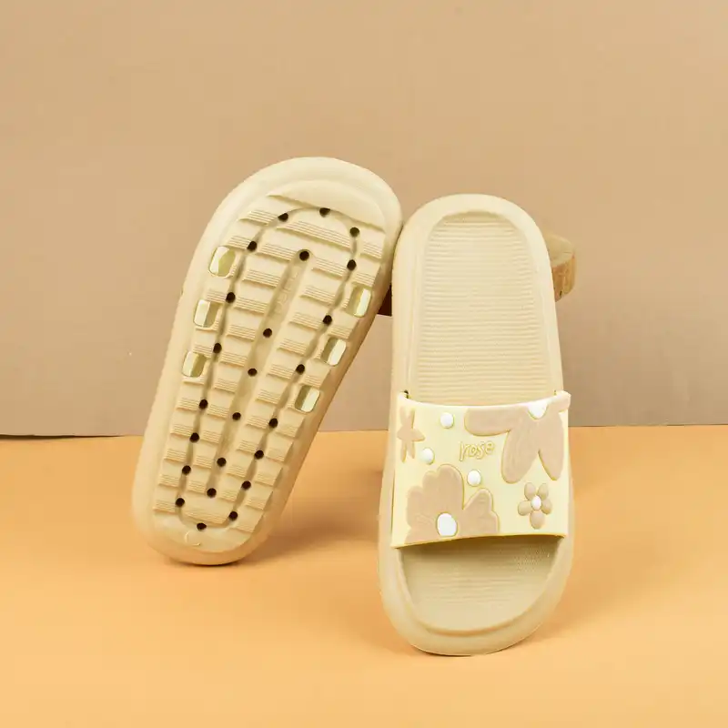 دمپایی زنانه پاپا مدل گل رز CR.2777