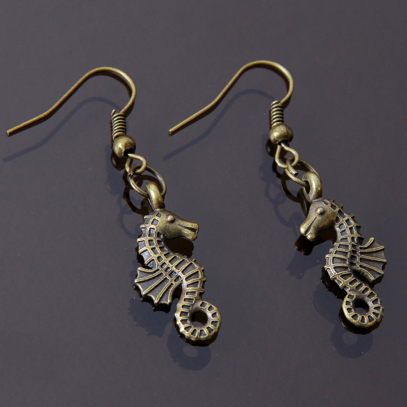 گوشواره دخترانه مدل فانتزی کد GZN_073 گوشواره دخترانه مدل فانتزی کد GZN_073