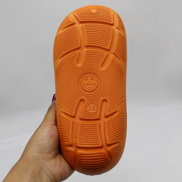 دمپایی لاانگشتی زنانه پاپا مدل آلما کد 1426-OG