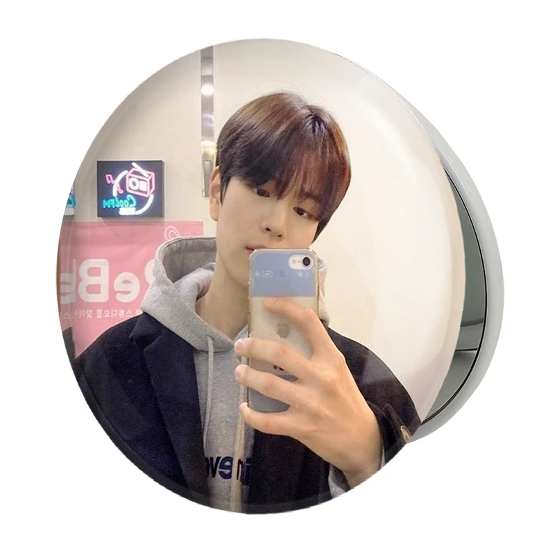 آینه جیبی خندالو طرح سونگمین گروه استری کیدز Stary Kids مدل تاشو کد 16909 