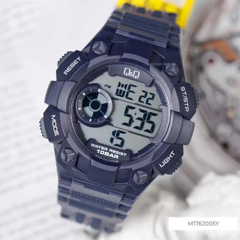 ساعت مچی دیجیتال کیو اند کیو مدل M176J0051Y