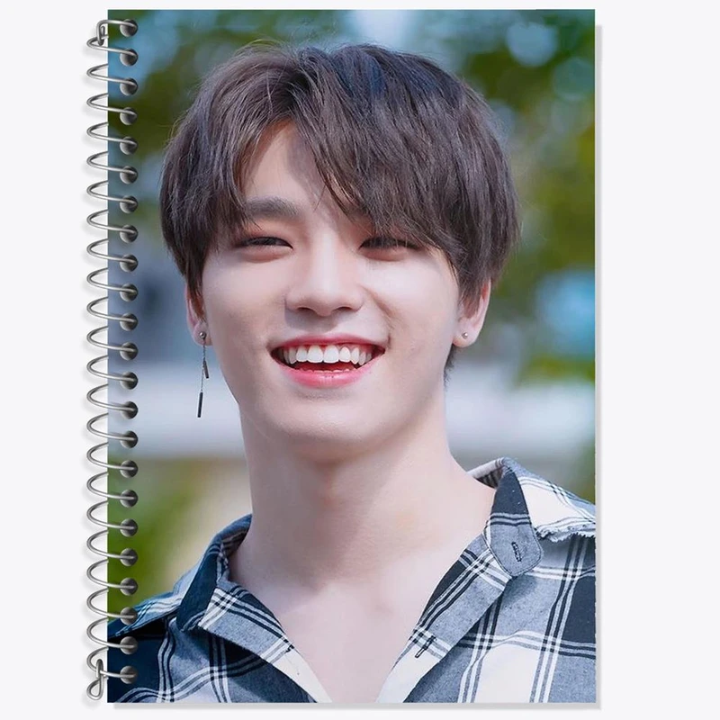 دفتر زبان 50 برگ خندالو مدل سه خط طرح دینو گروه سونتین Seventeen کد 21616