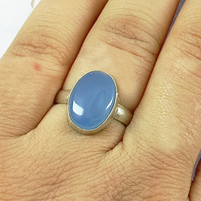 انگشتر نقره زنانه سلین کالا مدل عقیق کبود یمنی سوسنی کد 10 انگشتر نقره زنانه سلین کالا مدل عقیق کبود یمنی سوسنی کد 10