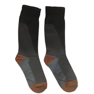 جوراب کوهنوردی انعطاف پذیر ساق بلند مردانه پرواز کد 35