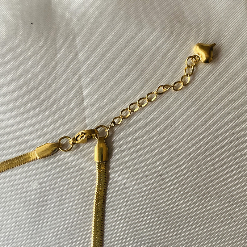 گردنبند زنانه استینلس استیل مدل سکه الیزابت ماری