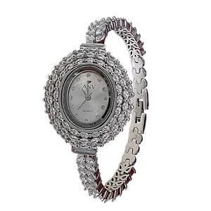 ساعت مچی عقربه ای زنانه مدل نقره glsr-26600