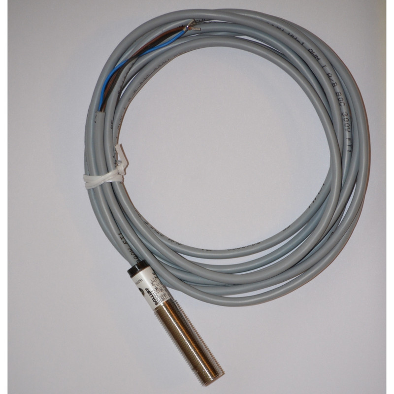 سنسور نوری بالوف مدل BOS 12M-PS-1YB-BO-C-03