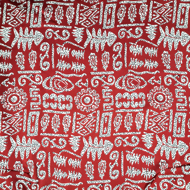 بلوز زنانه مدل یقه گرهای طرح نقش نگار