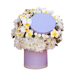 گلدان به همراه گل مصنوعی مدل 040