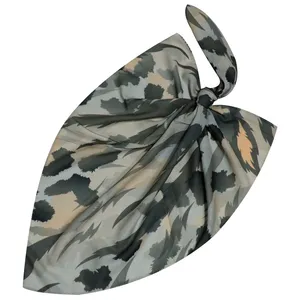 دستمال سر و گردن زنانه مدل نخی طرح پلنگی کد 2075