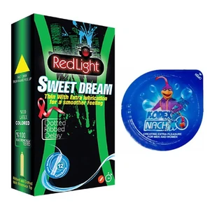 کاندوم نازک مدل بلیسر کدکس به همراه یک بسته کاندوم تاخیری ردلایت مدل Sweet Dream بسته 12 عددی