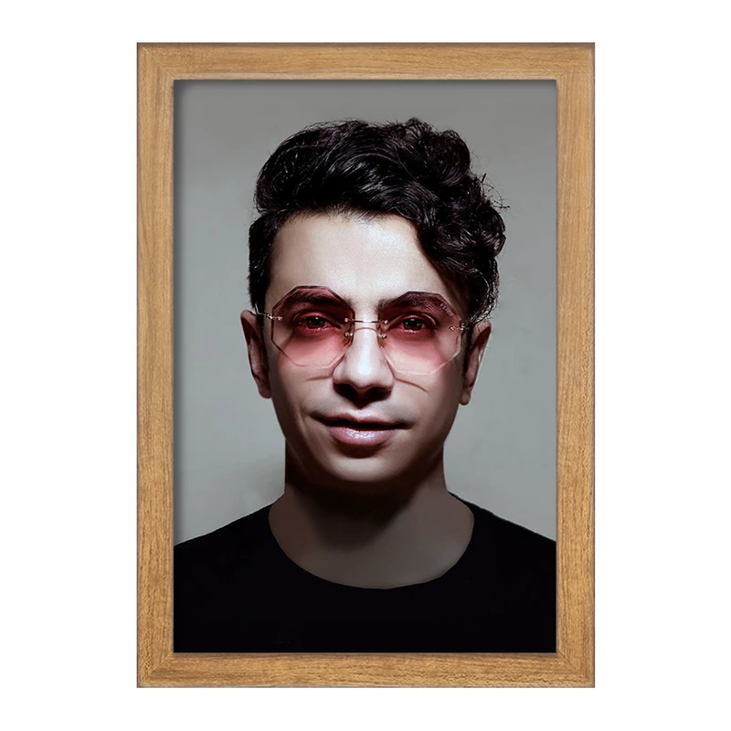 تابلو خندالو مدل محسن ابراهیم زاده  کد 3338