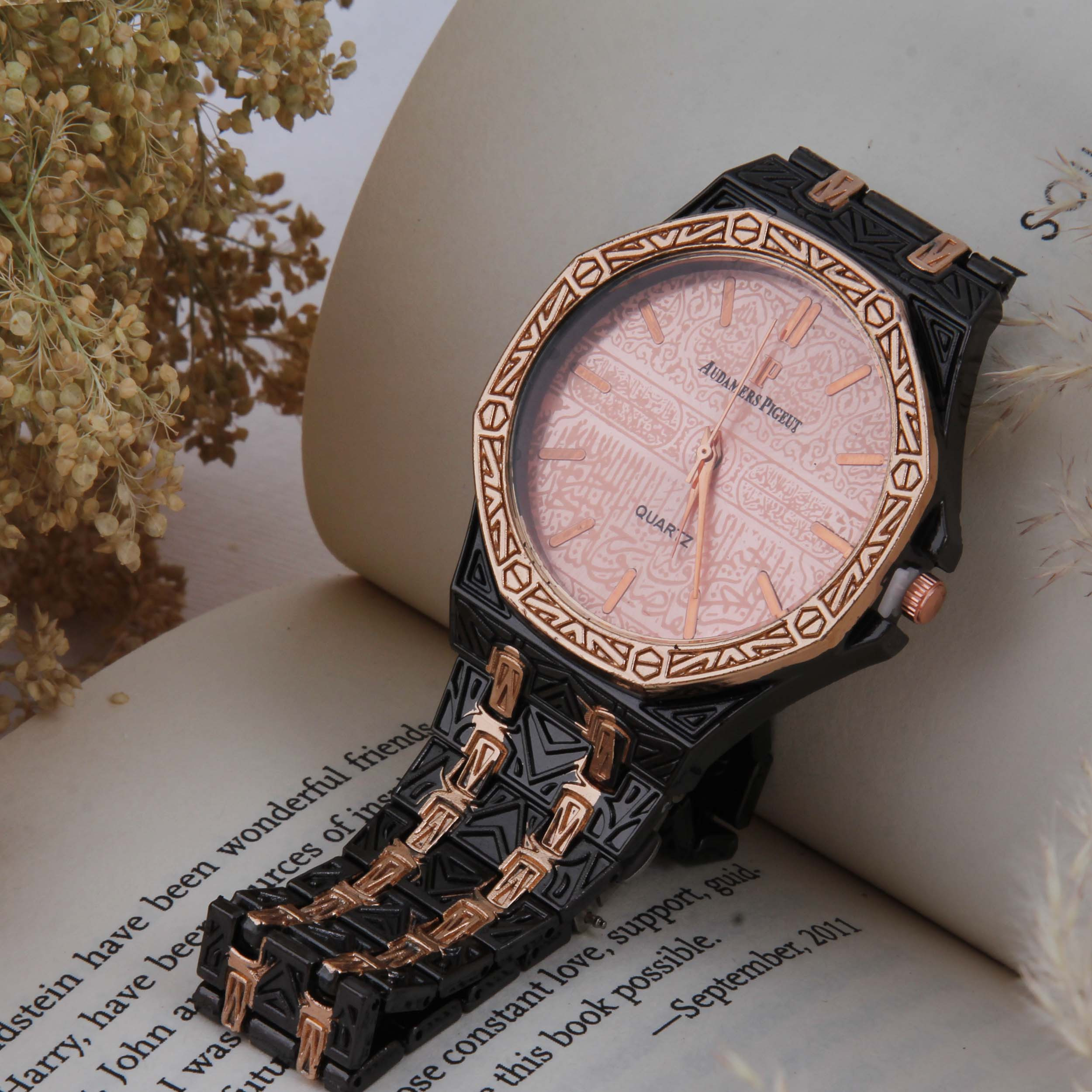 ساعت مچی عقربه ای زنانه مدل بند استیل کلاسیک کد WHW_408