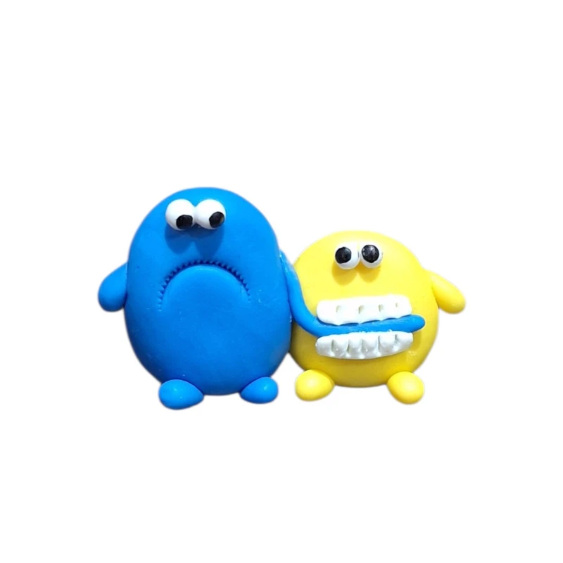 عروسک روداشبوردی خودرو مدل خنگول های بلا 