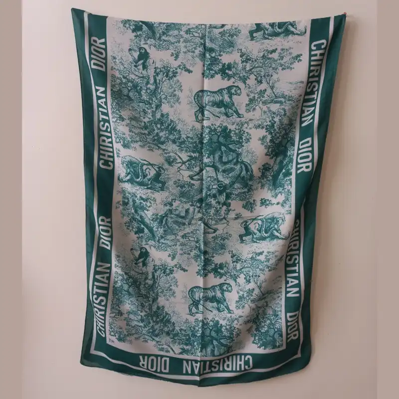 شال زنانه مدل نخی تابستانی حاشیه ساده طبیعت و جنگل کد 26