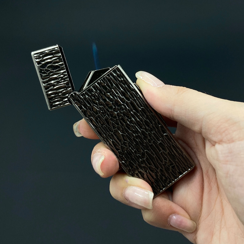 فندک مدل دکمه ای طرح شن کد DKD-1677