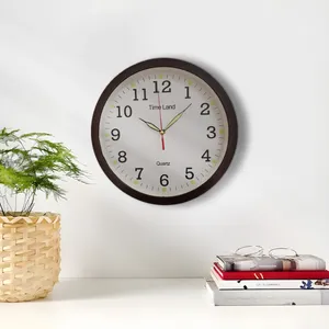 ساعت دیواری مدل لاتین شب نما کد 4020724