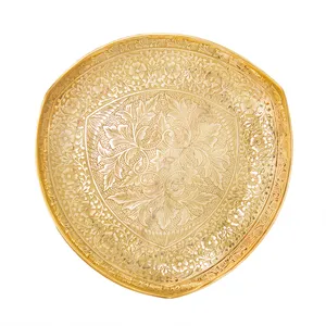 شیرینی خوری قلم زنی طرح سه پایه مثلثی کد 6340