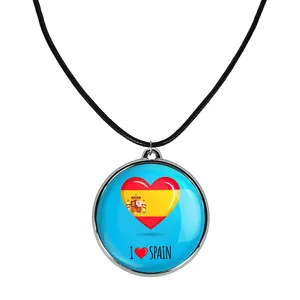 گردنبند خندالو مدل پرچم اسپانیا کد 2067920677
