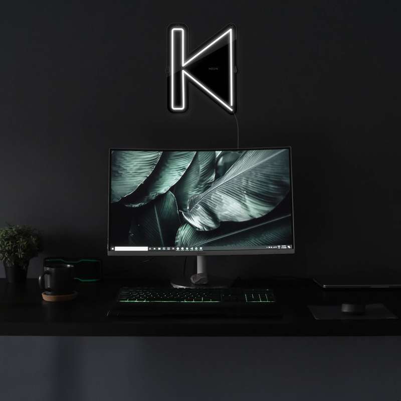 چراغ دیواری نئون دیزاین مدل Perviues-BL_WHT