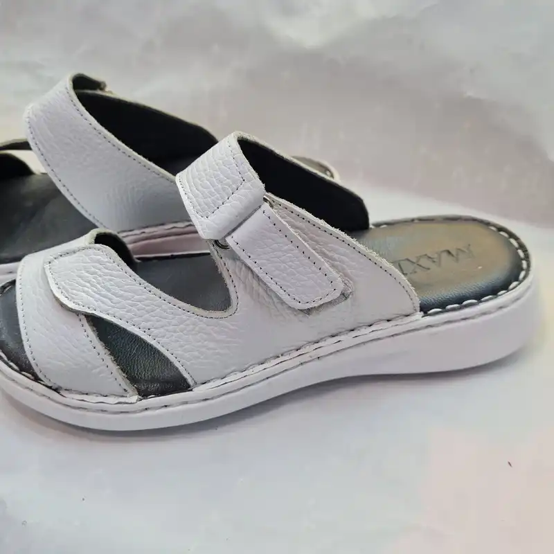 دمپایی زنانه ماکسیم مدل m3