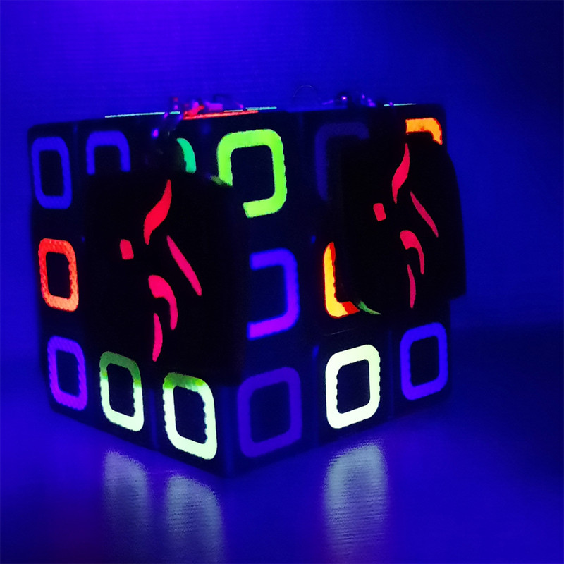 گوشواره دخترانه مدل پلکسی بلک لایت ماه تولد آذر