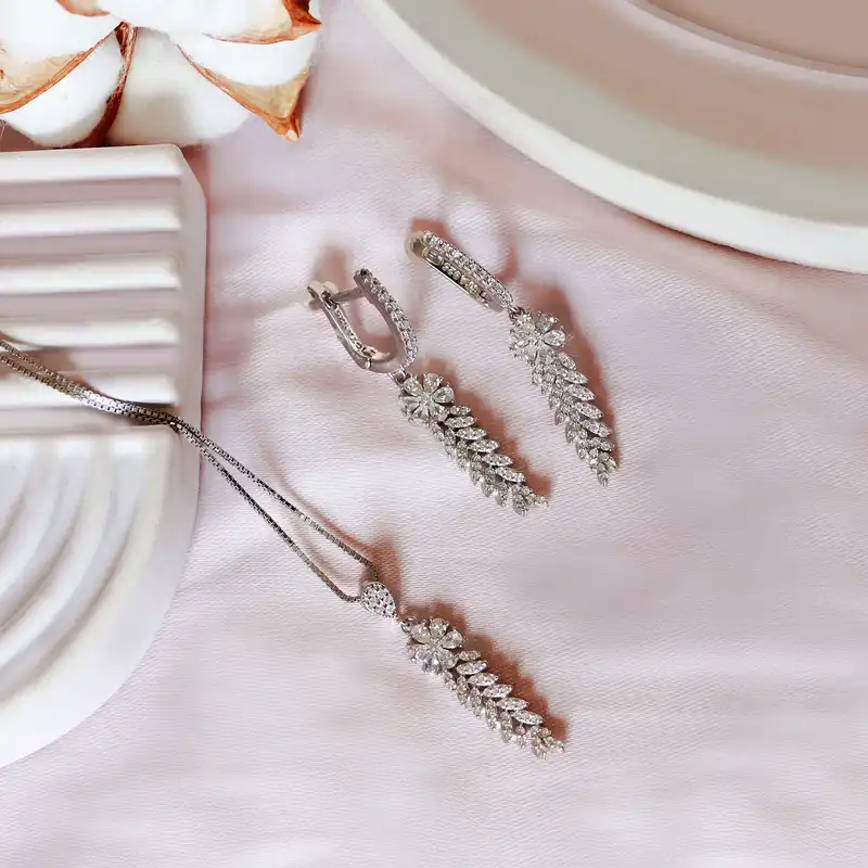 نیم ست نقره زنانه جی تی ای مدل جی نایس