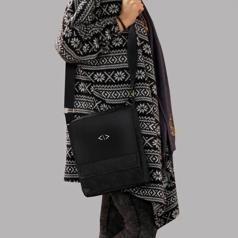 کیف رودوشی چی چاپ مدل مینیمال رشته برنامه نویسی کد 65186