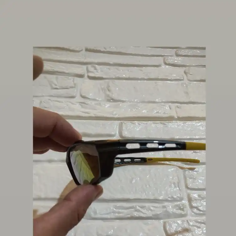 عینک آفتابی بچگانه مدل F2424