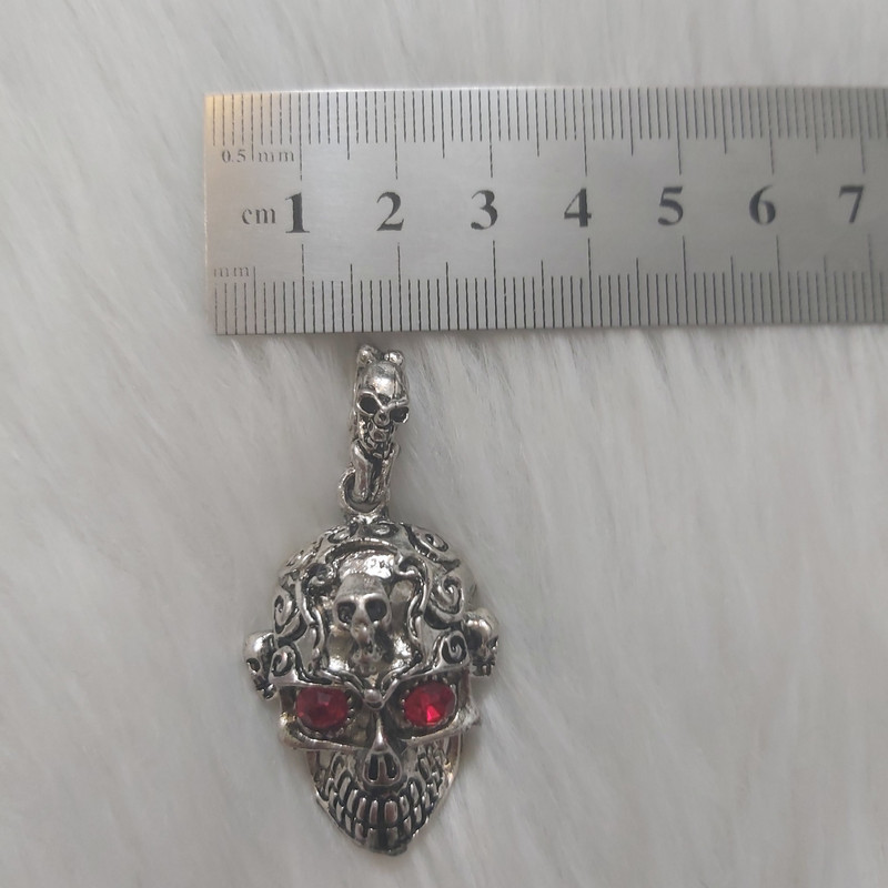 آویز گردنبند طرح اسکلت کد Skel117 آویز گردنبند طرح اسکلت کد Skel117