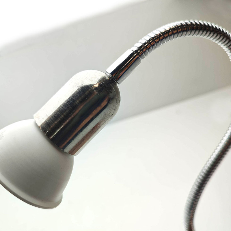 چراغ مطالعه رومیزی مدل KM80 طرح جامدادی